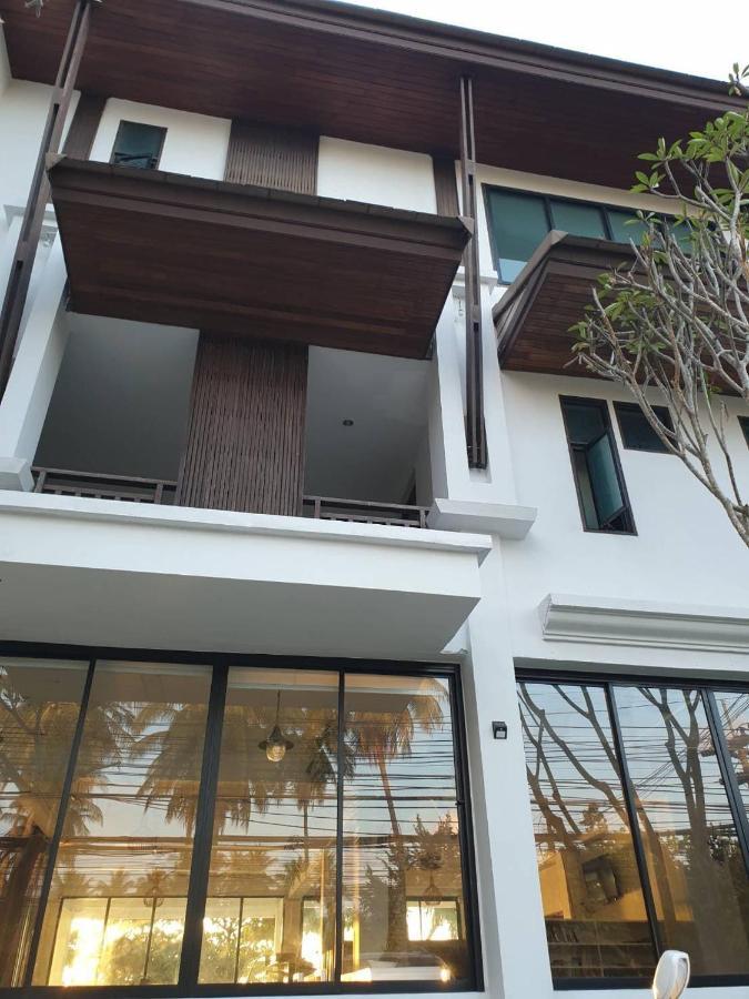Baan Ampai Beach Hotel Hua Thanon  Exteriör bild