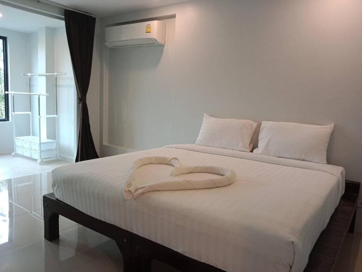 Baan Ampai Beach Hotel Hua Thanon  Exteriör bild