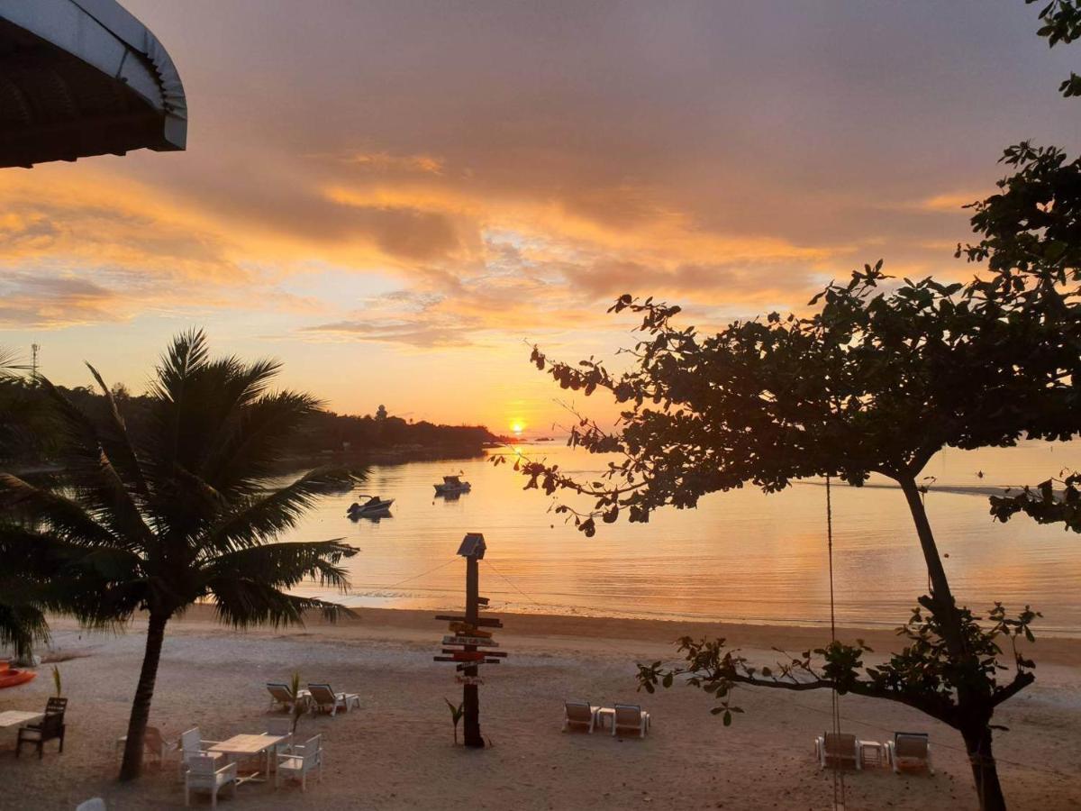 Baan Ampai Beach Hotel Hua Thanon  Exteriör bild