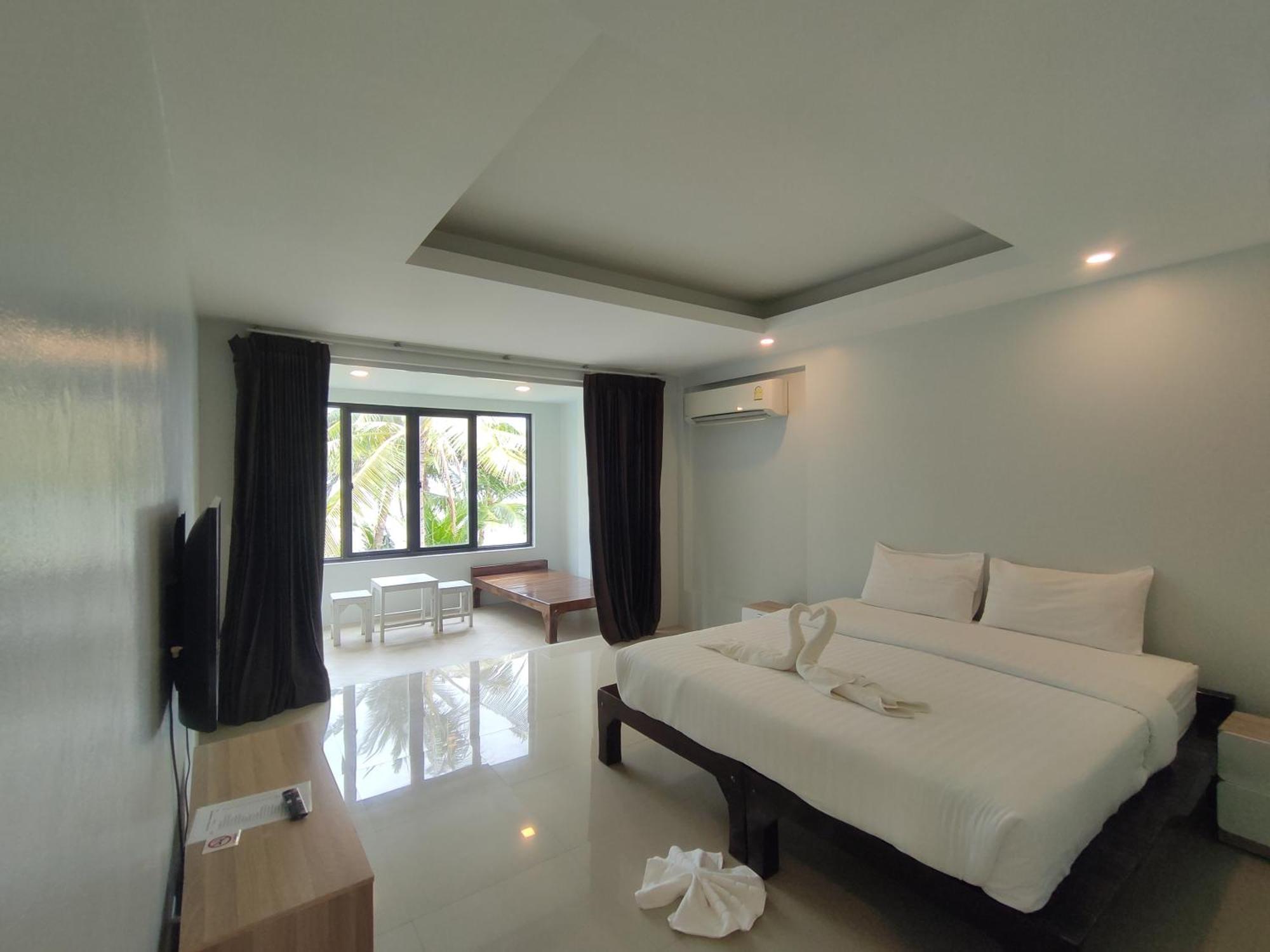 Baan Ampai Beach Hotel Hua Thanon  Exteriör bild